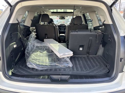 Certified 2025 Subaru Ascent Bronze Edition image 7