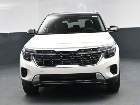 New 2026 Kia Seltos S image 11