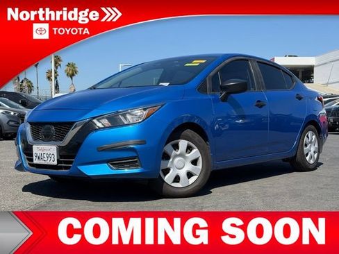Used 2021 Nissan Versa S FWD image 3