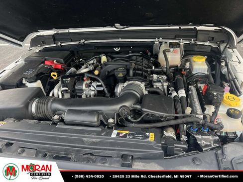 Used 2022 Jeep Wrangler Unlimited Sport AWD/4WD image 11