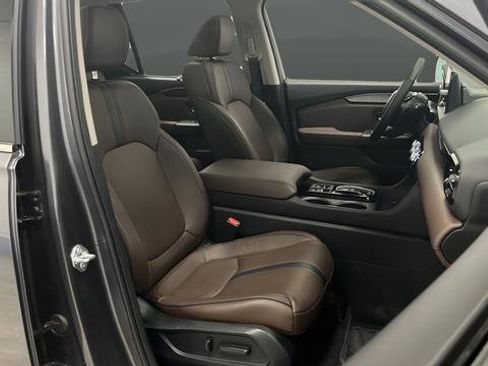 Used 2023 Honda Pilot Elite image 24