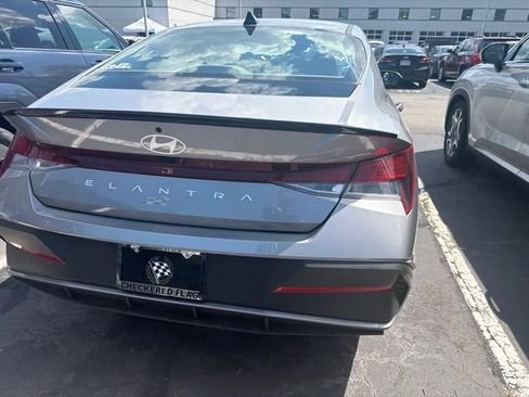 Used 2026 Hyundai Elantra Sport FWD image 8