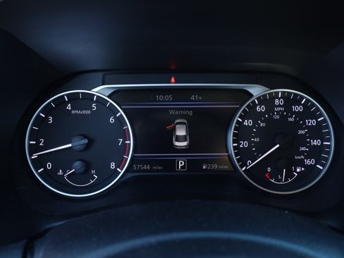 Used 2024 Nissan Sentra SV image 17