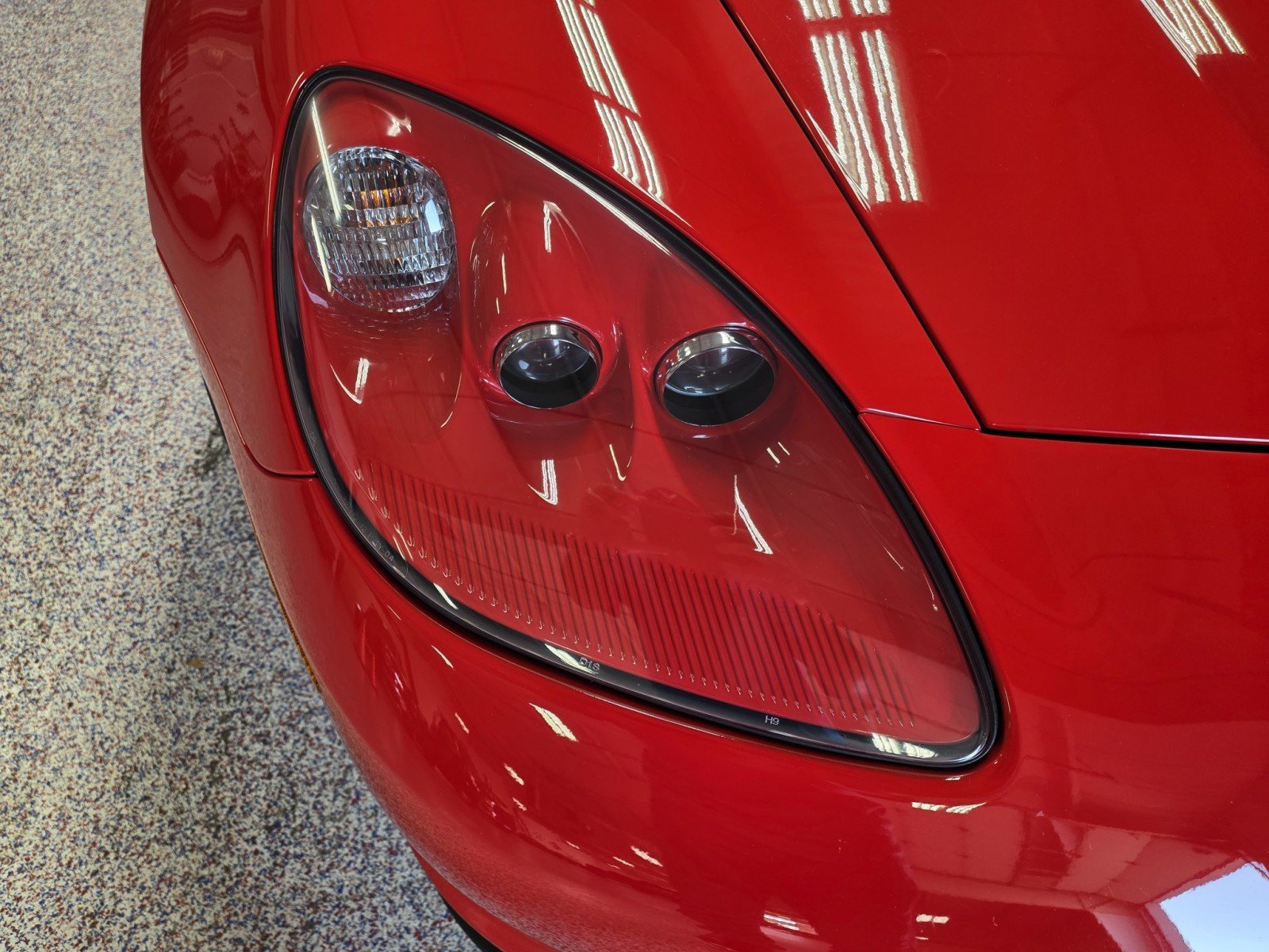 Used 2011 Chevrolet Corvette Grand Sport w/ Preferred Equipment Group RWD image 3