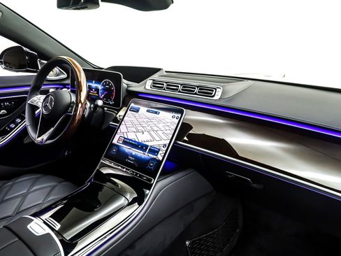 New 2025 Mercedes-Benz Maybach S 580 4MATIC image 5