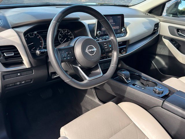 Certified 2024 Nissan Rogue SV w/ SV Premium Package AWD/4WD image 33