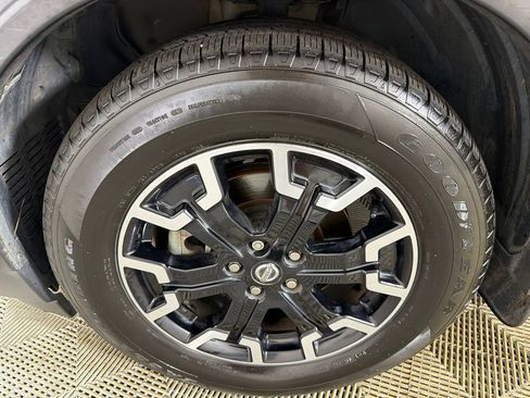 Used 2019 Nissan Pathfinder SV w/ Rock Creek Edition image 11