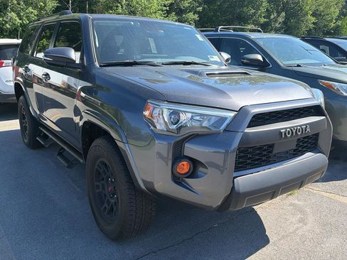 Used 2023 Toyota 4Runner TRD Off-Road Premium w/ Moonroof Package AWD/4WD image 3