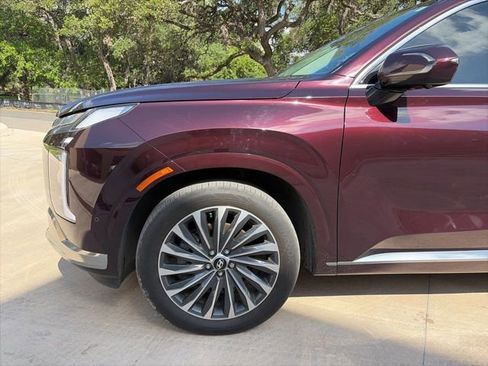 Used 2024 Hyundai Palisade Calligraphy FWD image 7