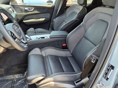 Used 2024 Volvo XC60 T8 Ultimate w/ Protection Package Premier AWD/4WD image 21
