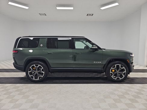 Used 2024 Rivian R1S Adventure AWD/4WD image 6