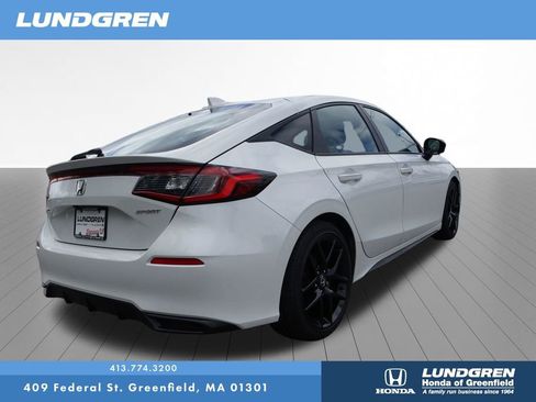 Used 2023 Honda Civic Sport image 9