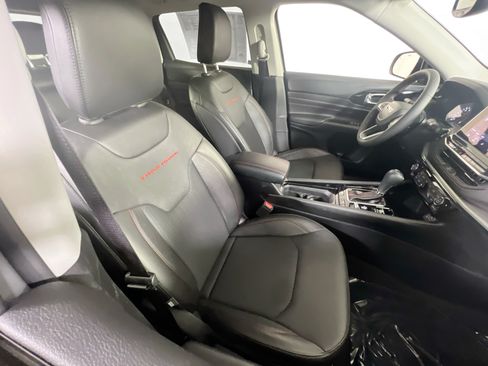 Used 2022 Jeep Compass Trailhawk AWD/4WD image 25
