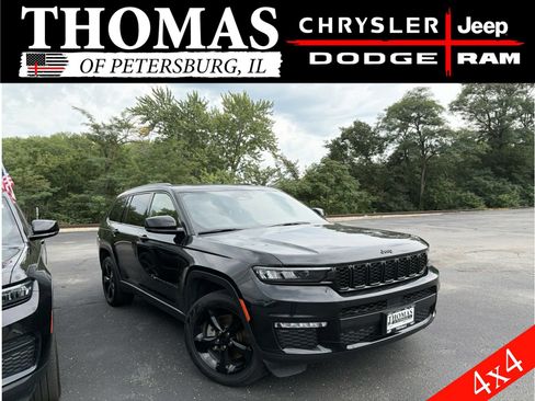 Used 2023 Jeep Grand Cherokee L Limited w/ Black Appearance Package AWD/4WD image 1