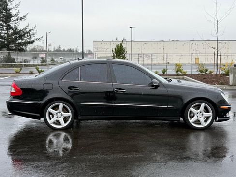 Used 2009 Mercedes-Benz E 350 Sedan image 5