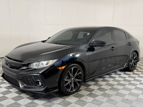 Used 2018 Honda Civic Sport image 2