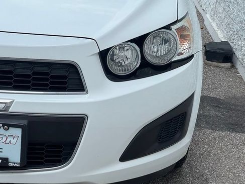 Used 2014 Chevrolet Sonic LS FWD image 8
