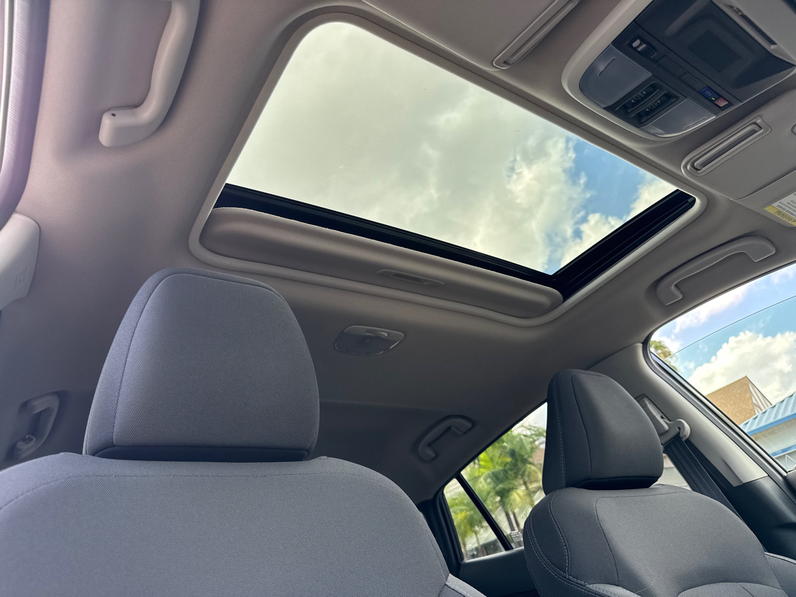Certified 2025 Subaru Crosstrek 2.5i Premium AWD/4WD image 10