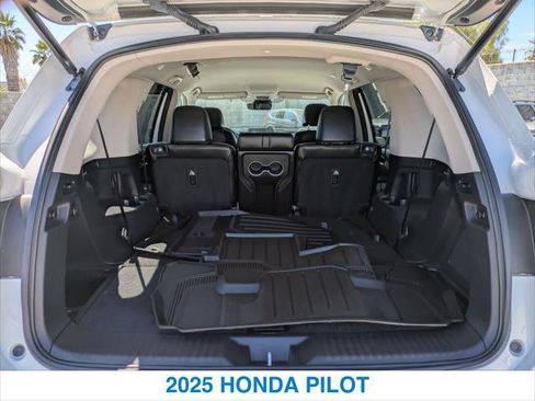 Certified 2025 Honda Pilot EX-L image 23