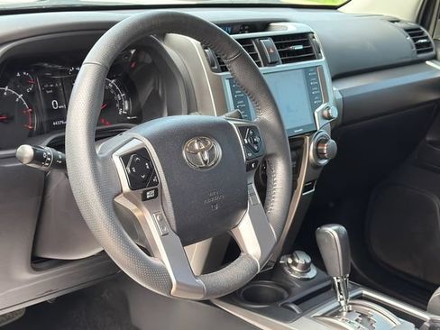 Used 2023 Toyota 4Runner SR5 AWD/4WD image 15
