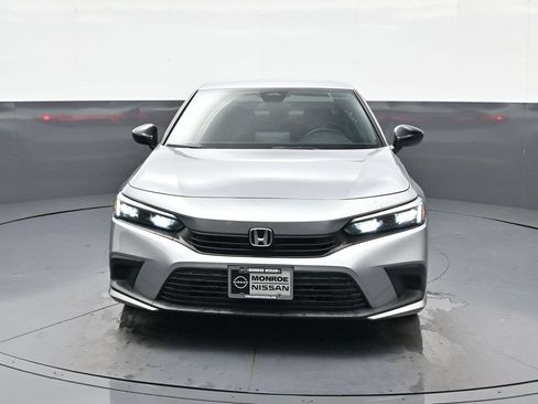Used 2023 Honda Civic Sport image 3