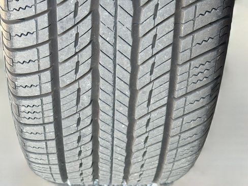 Used 2017 Toyota Camry XLE w/ Moonroof Package image 40