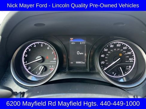 Used 2023 Toyota Camry SE image 13