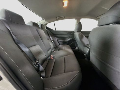 Used 2025 Nissan Altima 2.5 SV FWD image 27