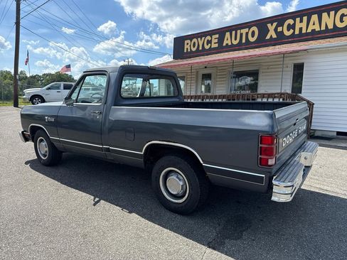 Used 1987 Dodge D/W Truck 100 RWD image 3