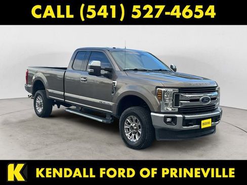 Used 2019 Ford F350 XLT w/ XLT Premium Package image 7