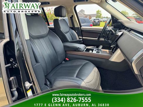 Used 2023 Land Rover Range Rover SE AWD/4WD image 12