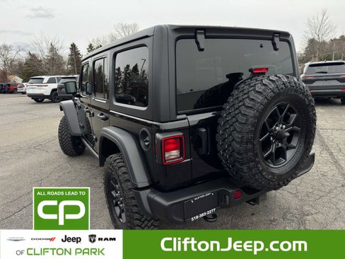 Used 2024 Jeep Wrangler Willys image 6