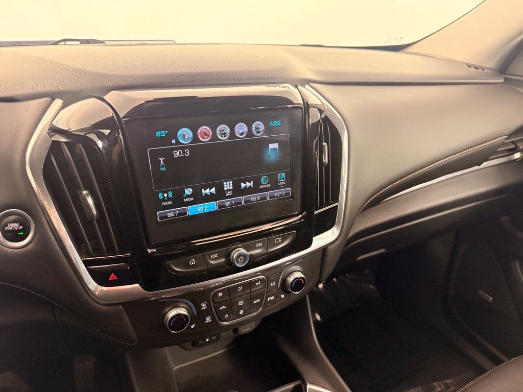 Used 2019 Chevrolet Traverse RS w/ LPO, Floor Liner Package FWD image 37