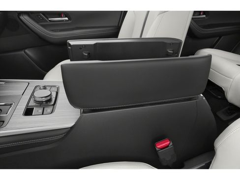 New 2026 MAZDA CX-70 3.3 Turbo w/ Preferred Package image 9