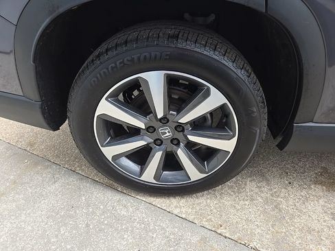 Used 2024 Honda Pilot Elite image 22