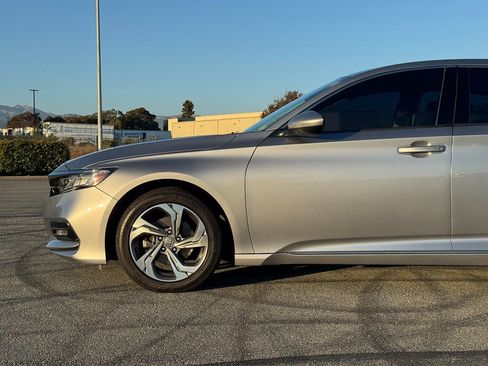 Used 2019 Honda Accord EX image 2