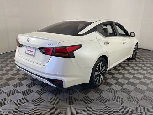 Used 2019 Nissan Altima 2.5 SV image 5