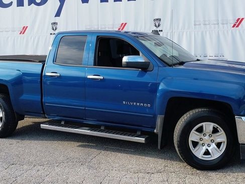 Used 2018 Chevrolet Silverado 1500 LT w/ All Star Edition image 3
