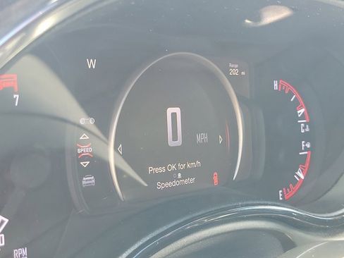 Used 2022 Dodge Durango GT image 28