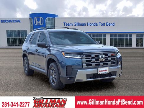 New 2026 Honda Pilot TrailSport image 1