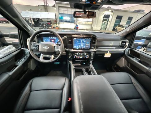 New 2026 Ford F250 Lariat w/ Chrome Package image 23