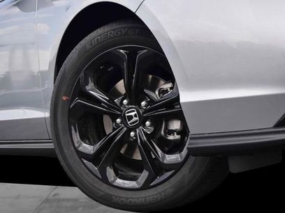 New 2025 Honda Accord SE