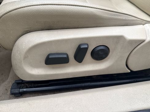 Used 2009 Volkswagen Eos Komfort FWD image 21