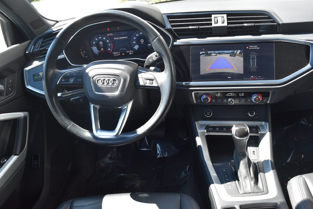 Used 2021 Audi Q3 2.0T Premium w/ Convenience Package AWD/4WD image 11
