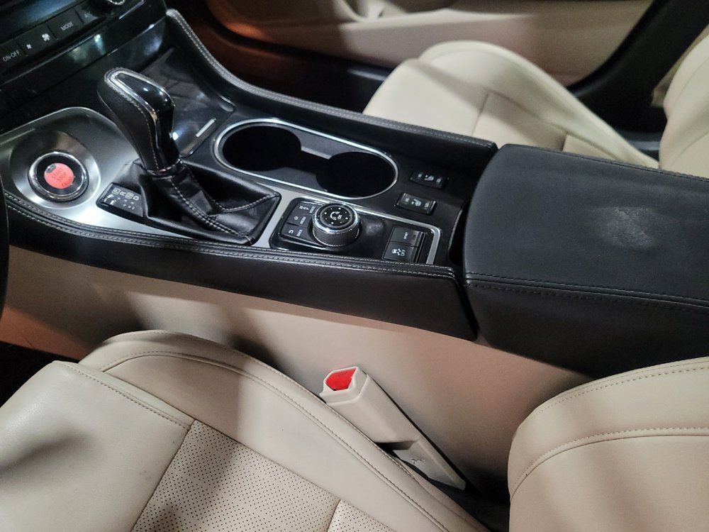 Used 2019 Nissan Maxima 3.5 SV w/ Floor Mat Group FWD image 26
