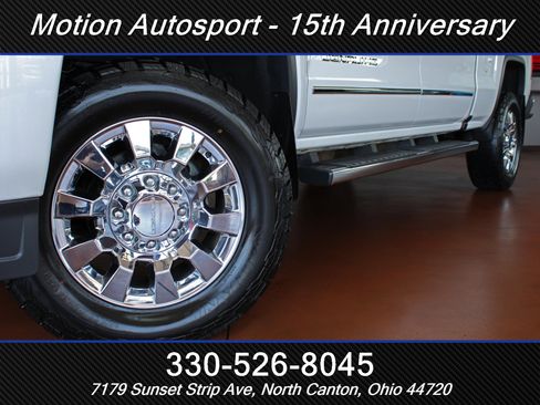 Used 2019 GMC Sierra 2500 Denali w/ Duramax Plus Package AWD/4WD image 43