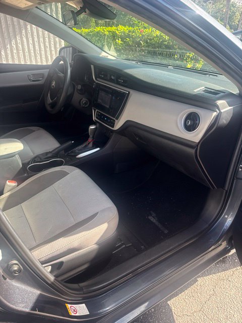 Used 2019 Toyota Corolla LE FWD image 6