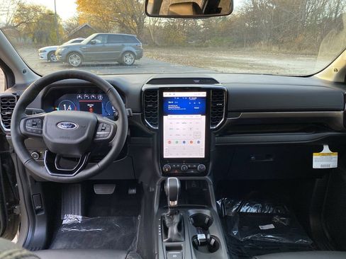 New 2025 Ford Ranger Lariat w/ FX4 Off-Road Package image 6