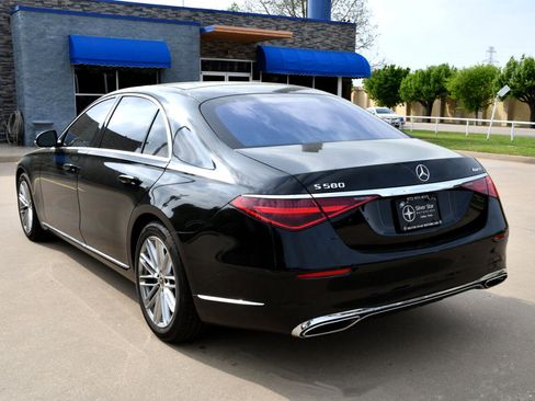Used 2022 Mercedes-Benz S 580 4MATIC Sedan image 6