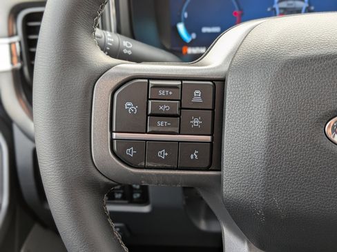 New 2026 Ford F250 Lariat w/ Lariat Premium Package image 32